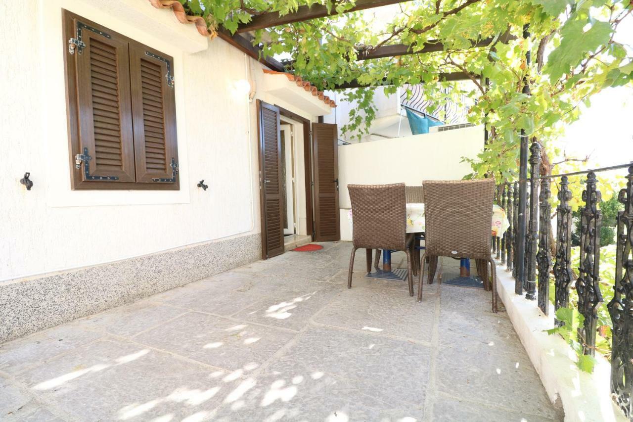Apartments Ivo With Sea View Baška Exterior foto